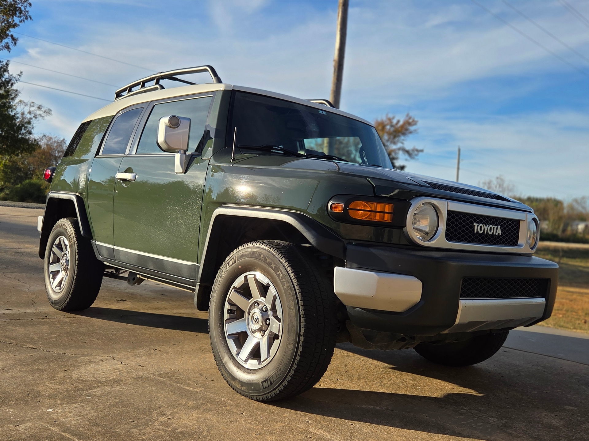 2014 Toyota FJ Cruiser 4D SUV 4WD
