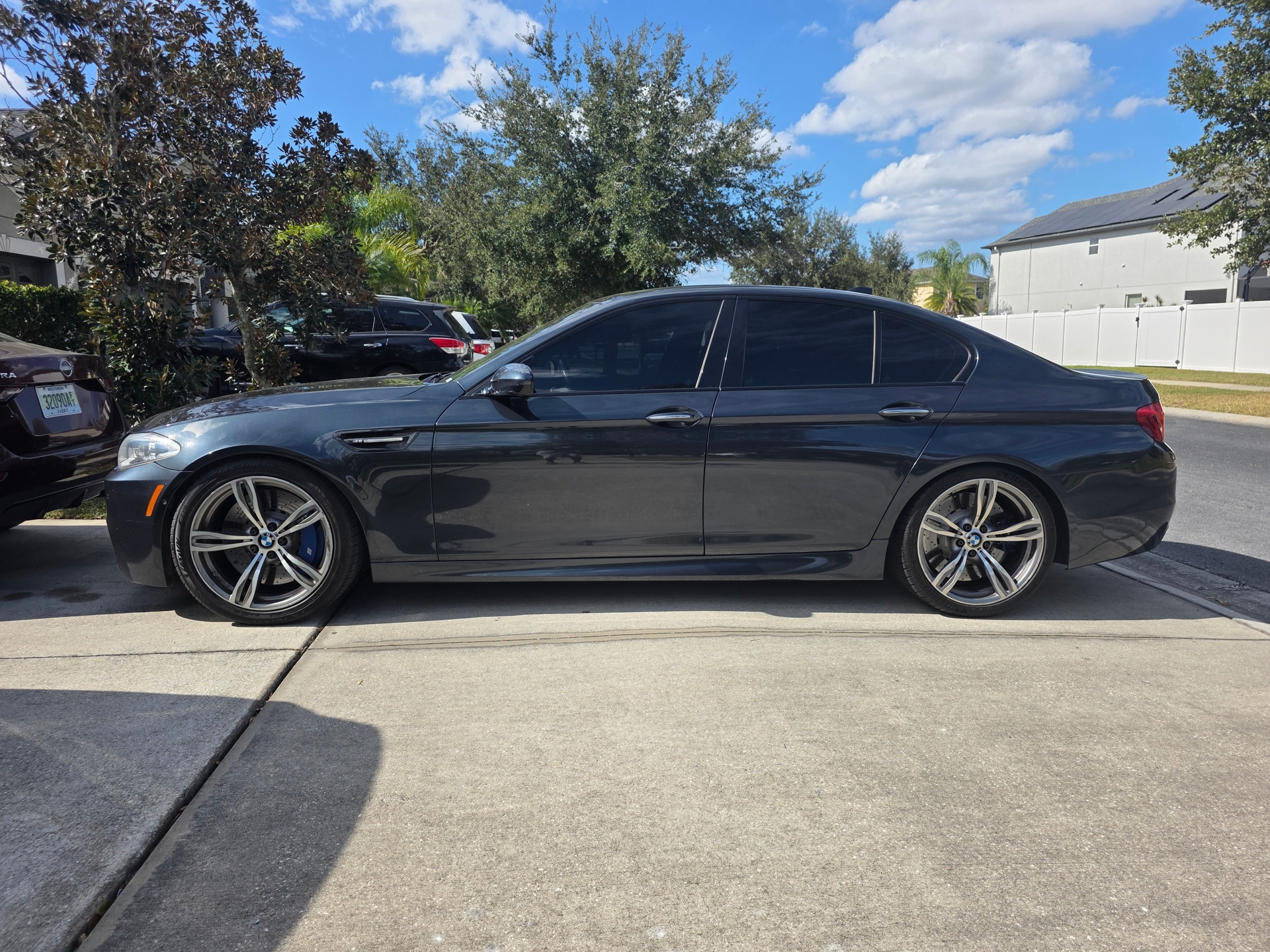 2014 BMW M5 4D Sedan