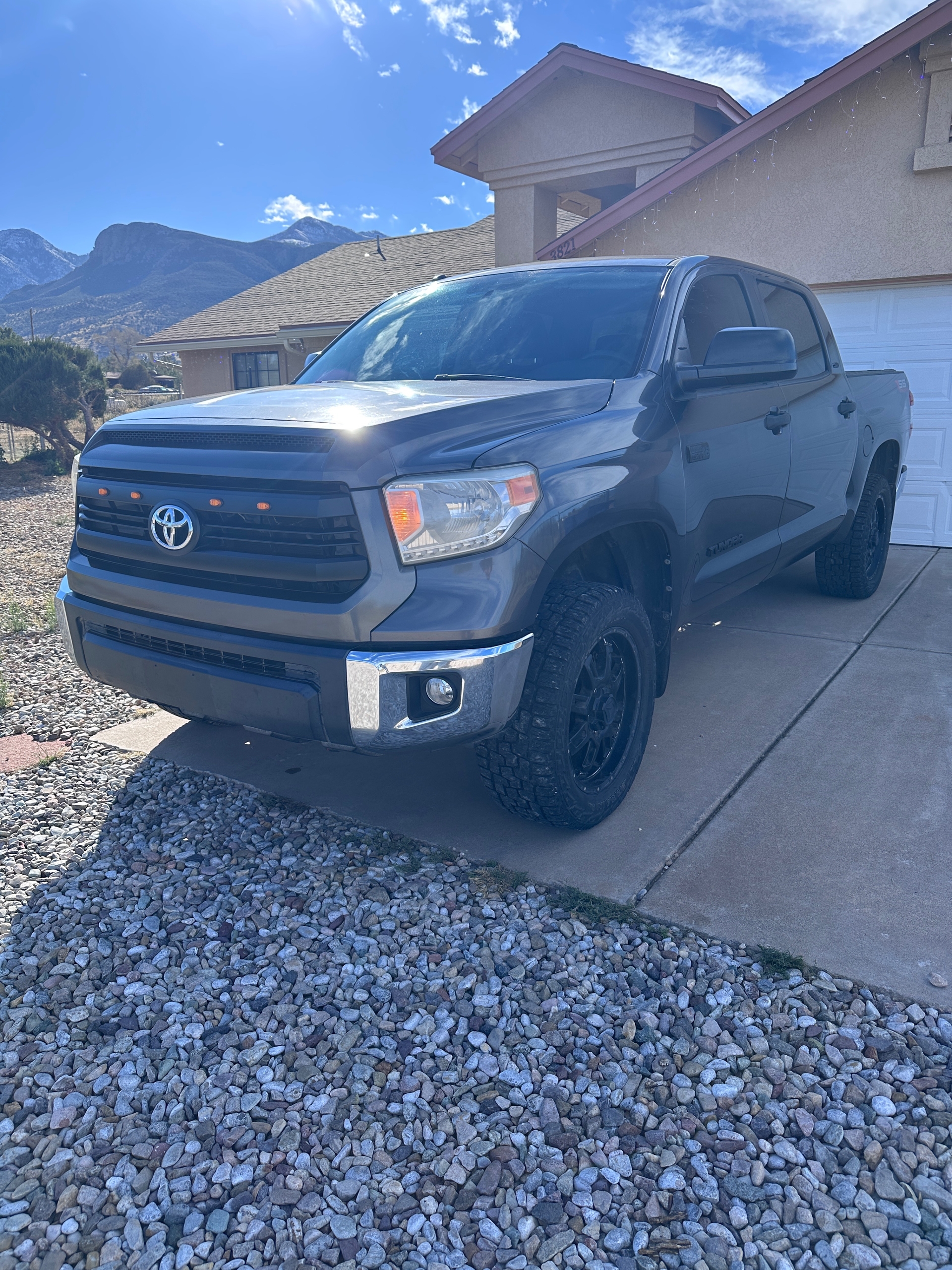 2017 2017 Toyota Tundra SR5