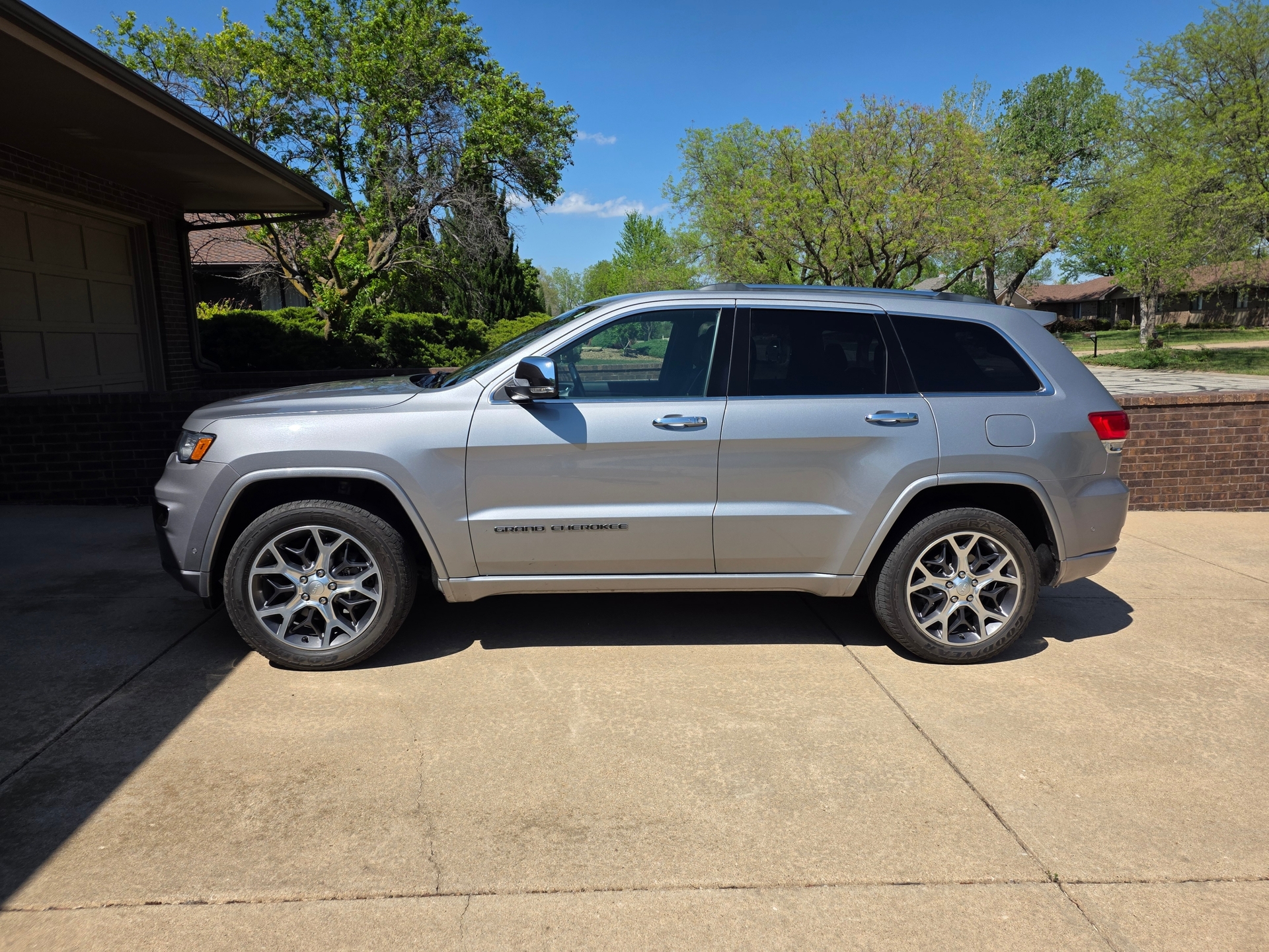 2019 Jeep Grand Cherokee Overland