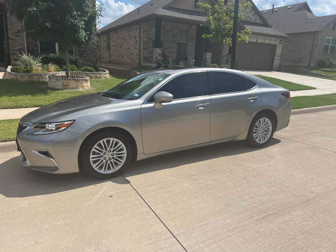 LEXUS_ES 