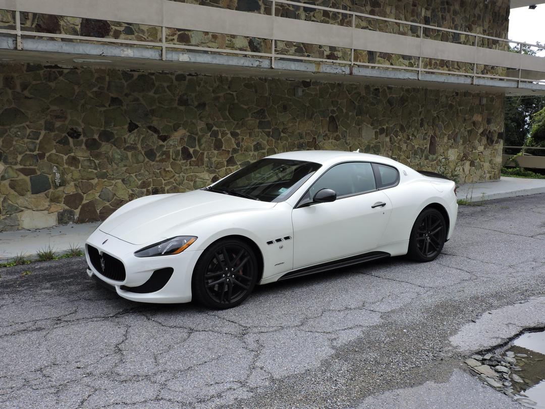 Maserati_GranTurismo 