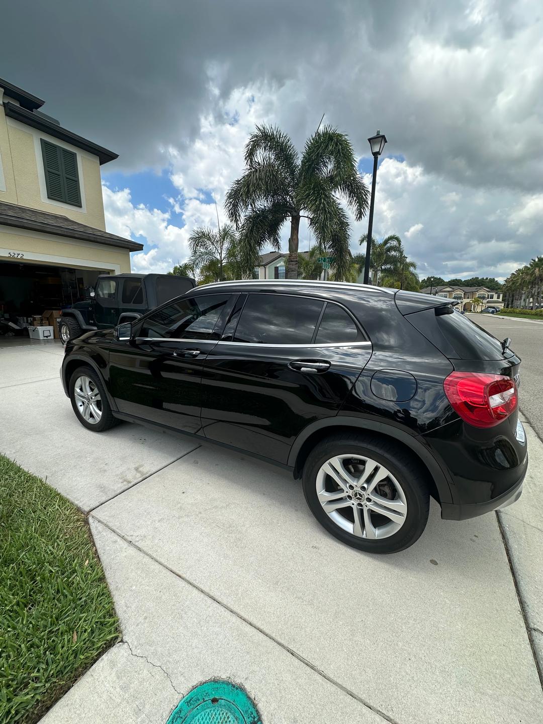 Mercedes-Benz_GLA 