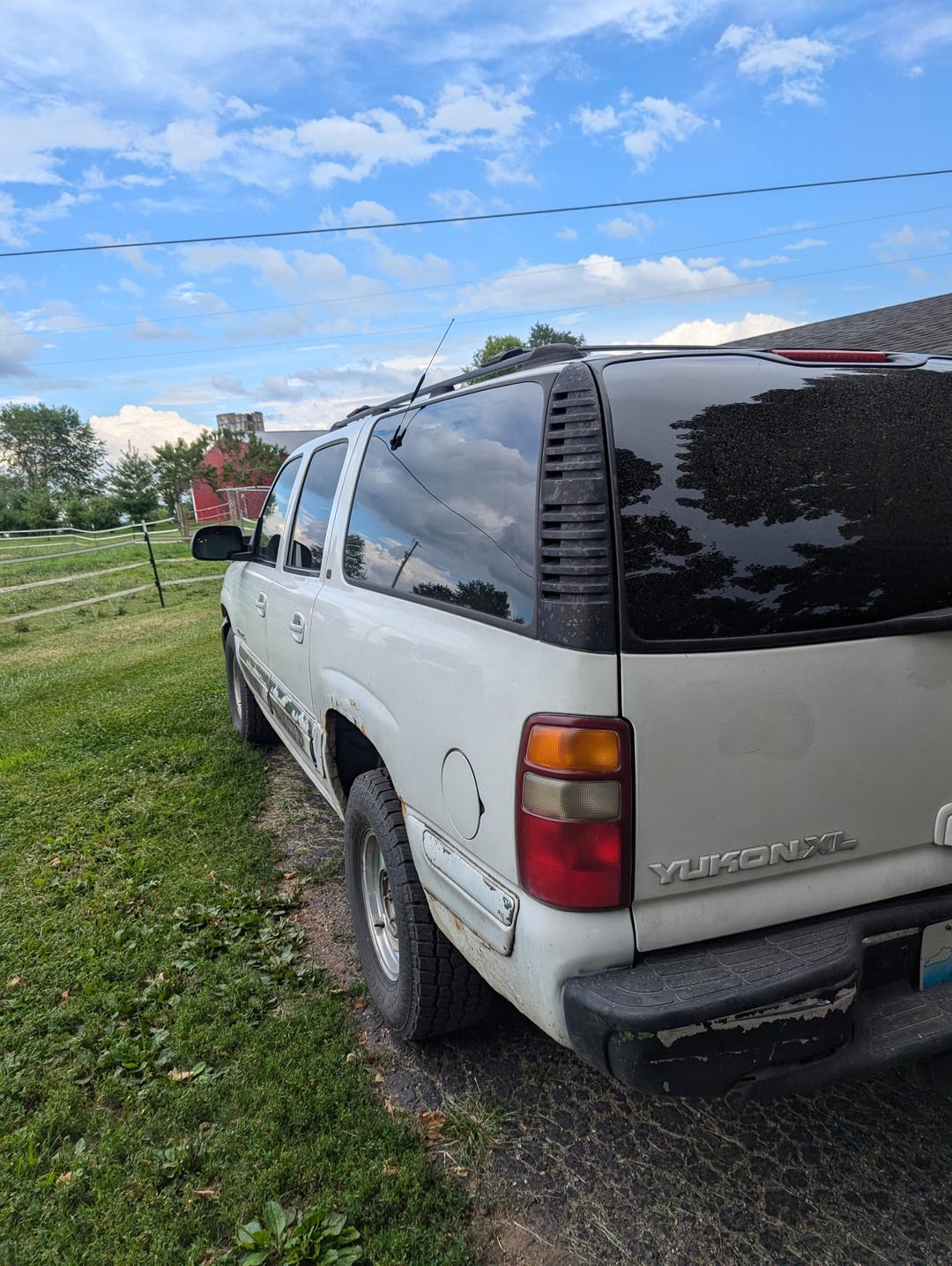 GMC_Yukon XL 