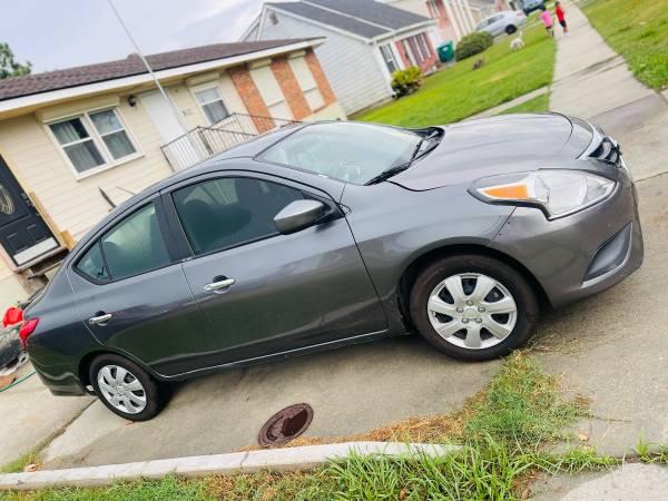 NISSAN_Versa Sedan 