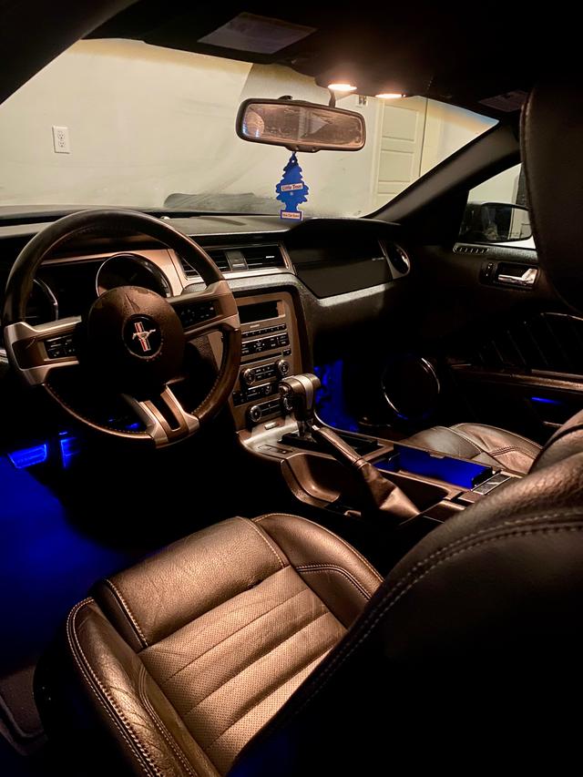 2010 Ford Mustang For Sale in Frisco, Texas for 11,950.00 PrivateAuto