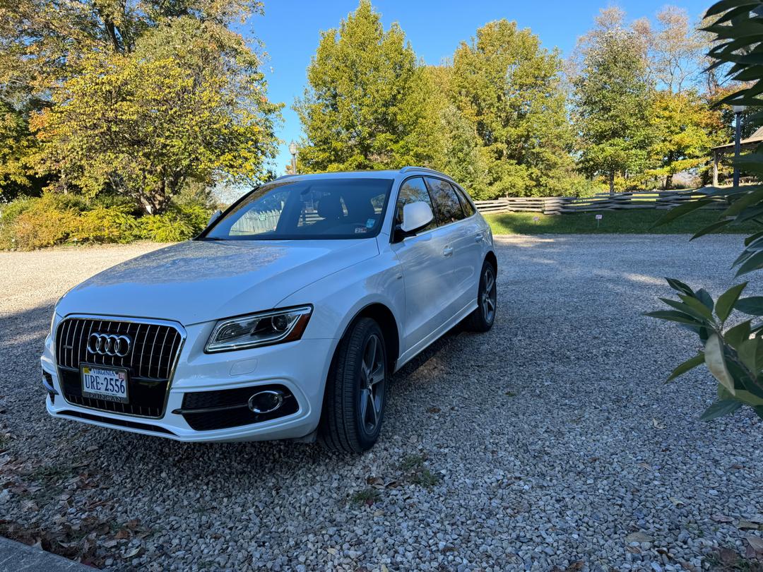 Audi_Q5 