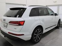 AUDI_Q7 