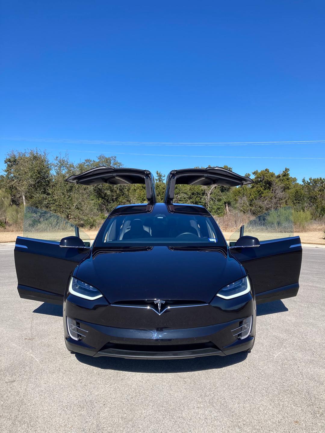 Tesla_Model X 