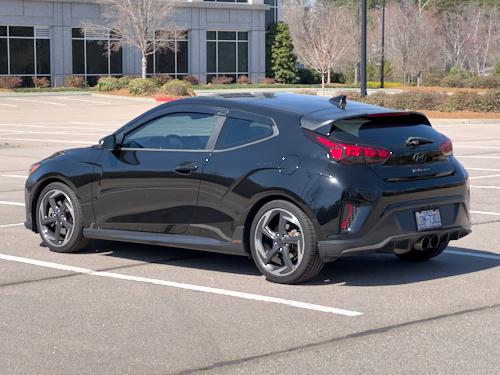 Hyundai_Veloster 