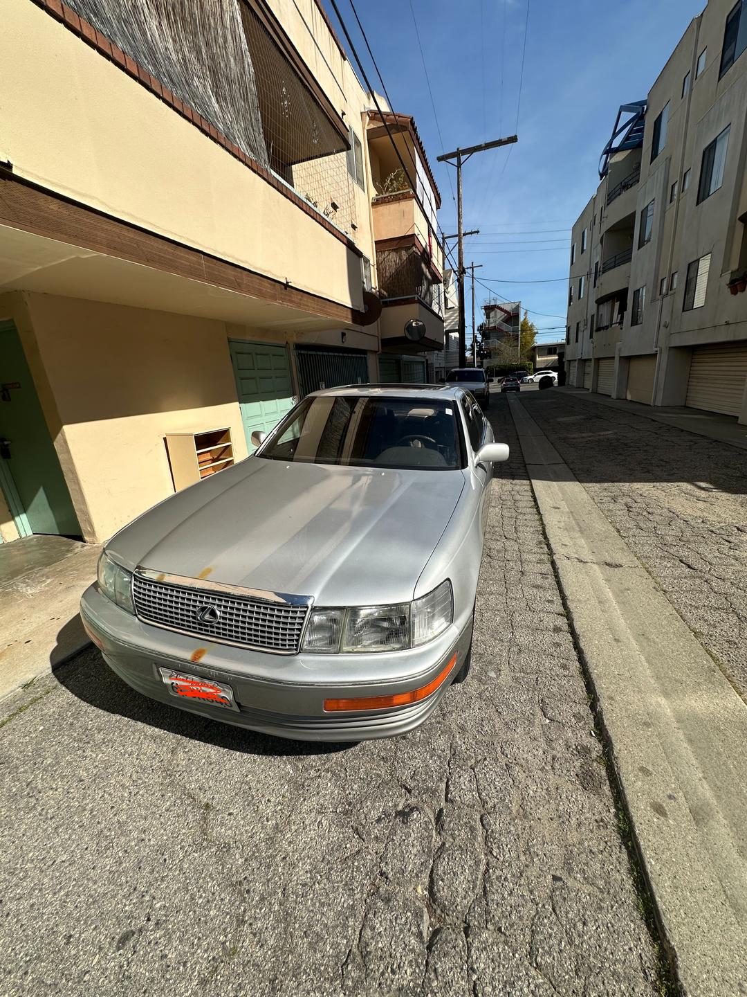 Lexus_LS 400 