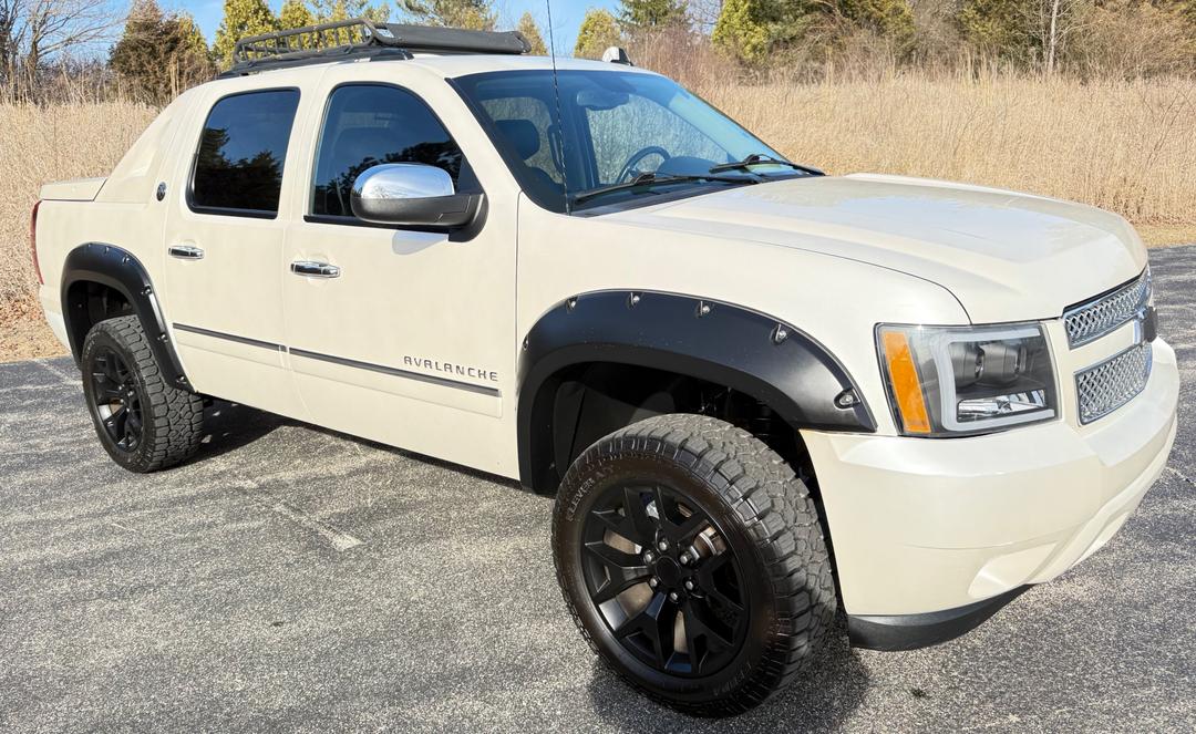 Chevrolet_Avalanche 