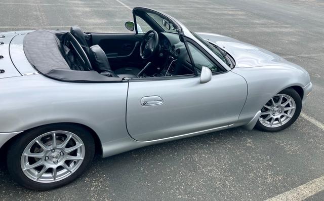 car_image_202x236