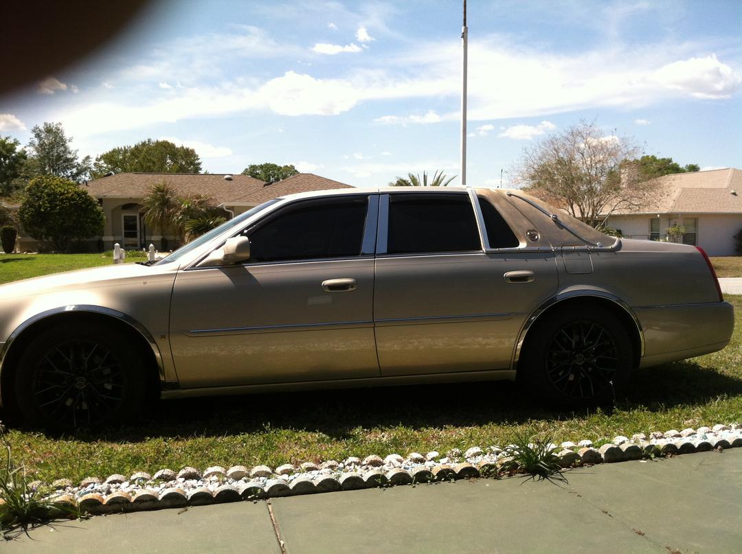 Cadillac_DTS 
