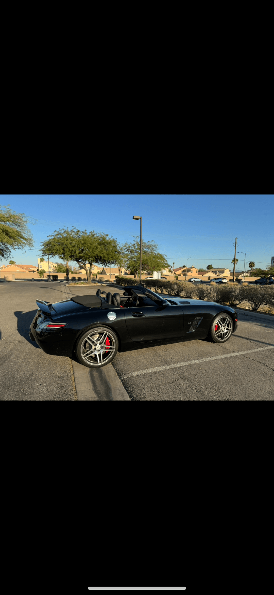 Mercedes-Benz_SLS 