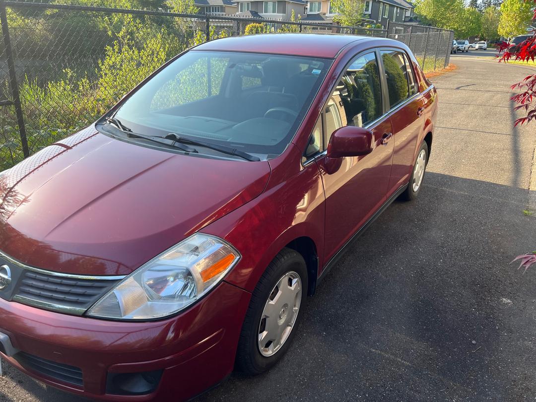 Nissan_Versa 