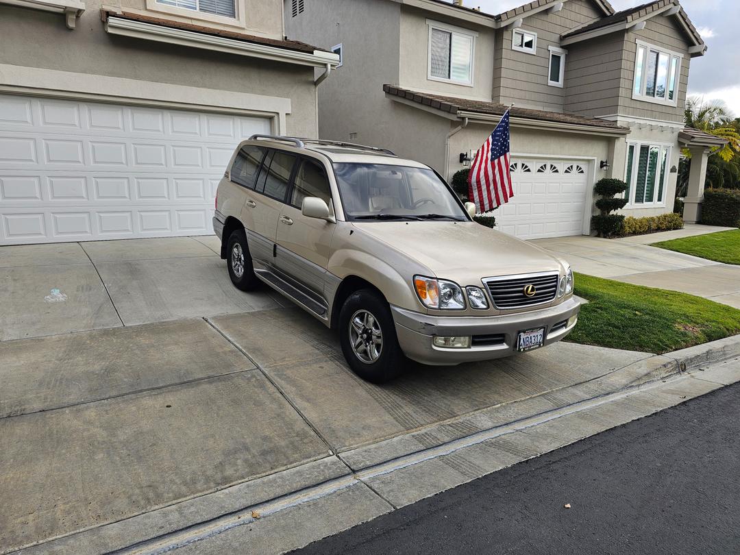 Lexus_LX 470 