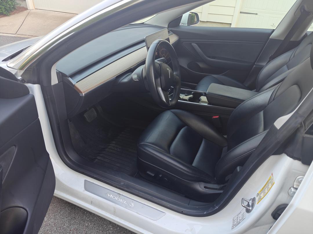 Tesla_Model 3 
