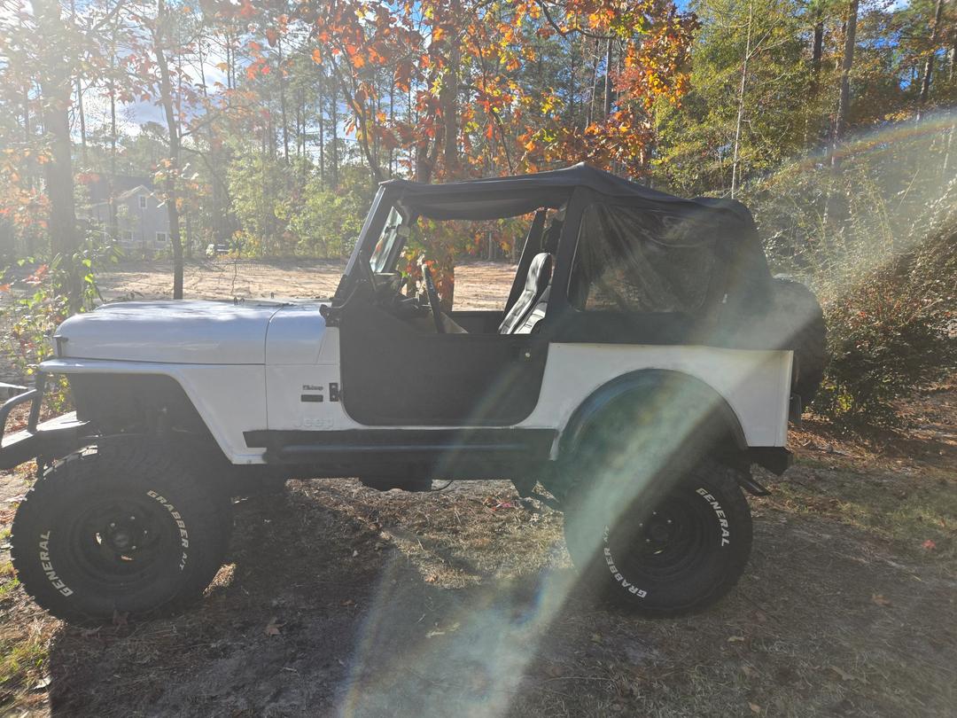 Jeep_CJ-7 
