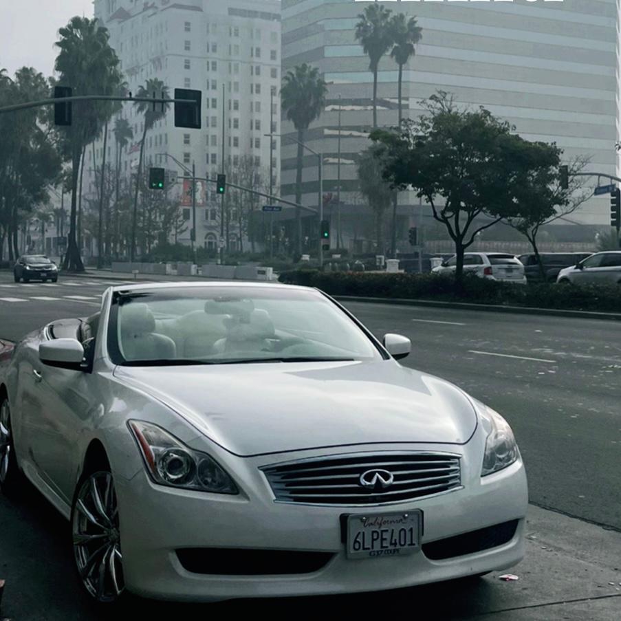 INFINITI_G37 