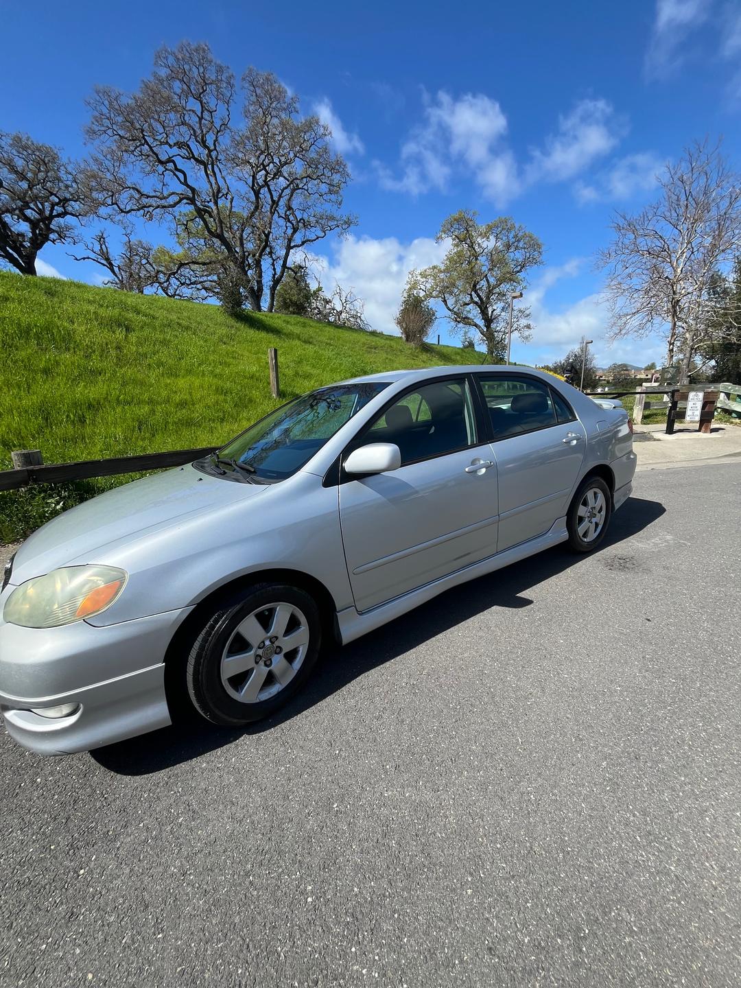 Toyota_Corolla 