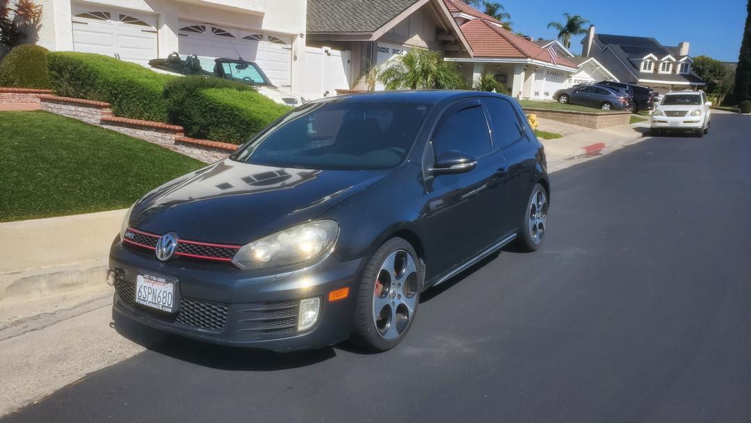 Volkswagen_GTI 