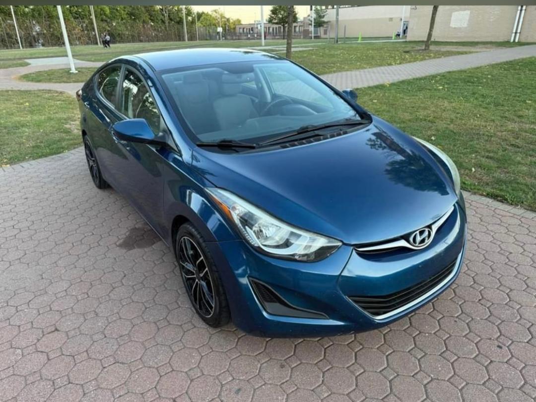 Hyundai_Elantra 