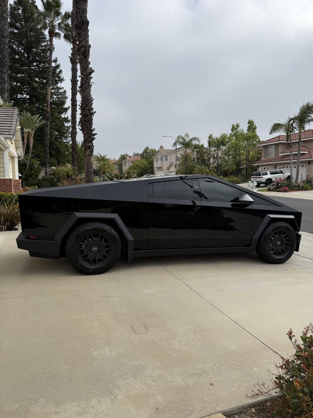 Tesla_Cybertruck 