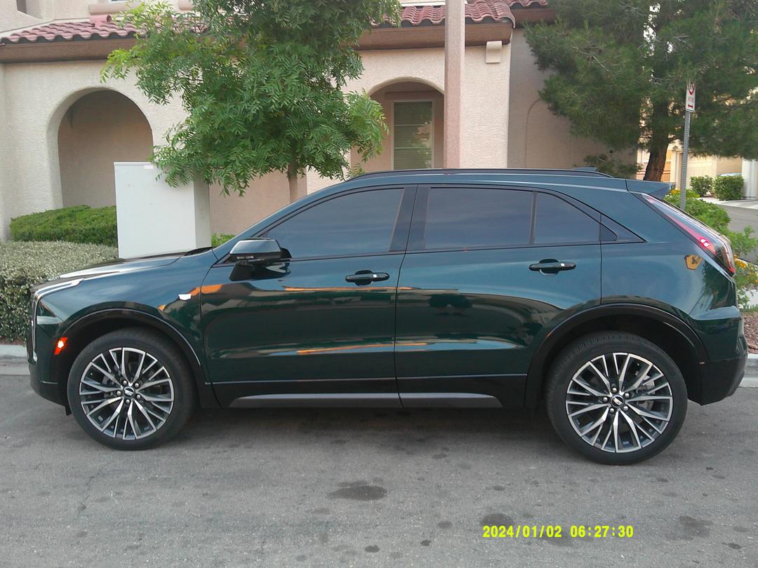 Cadillac_XT4 