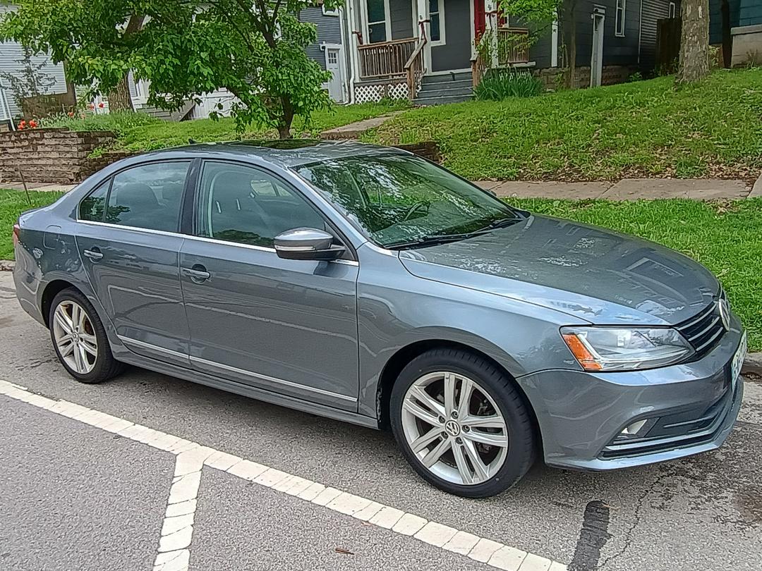 Volkswagen_Jetta 