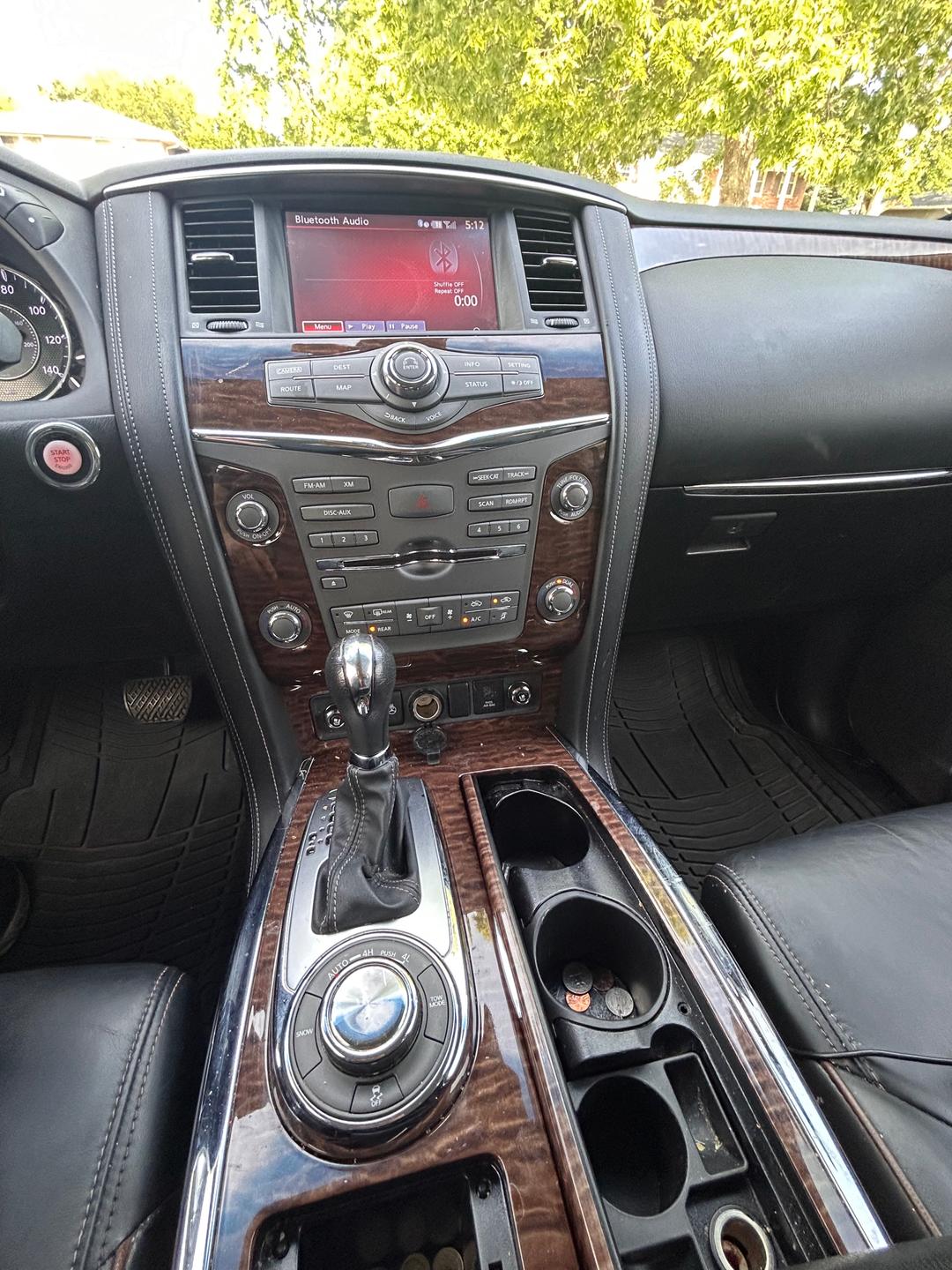 Nissan_Armada 