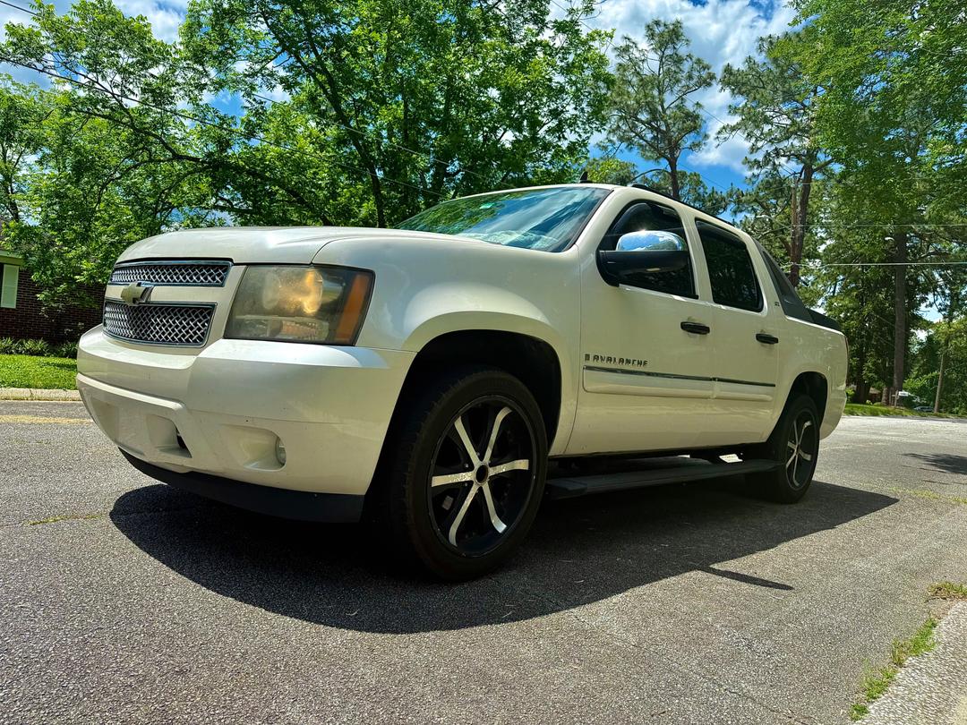 Chevrolet_Avalanche 