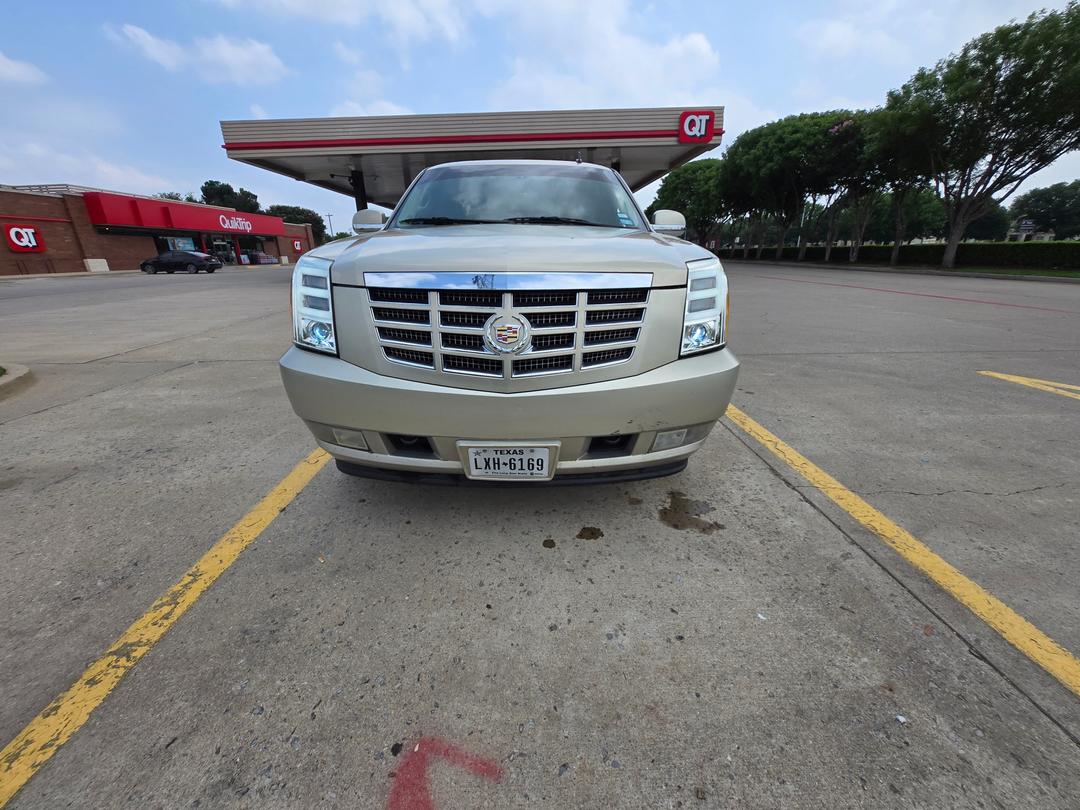 Cadillac_Escalade 