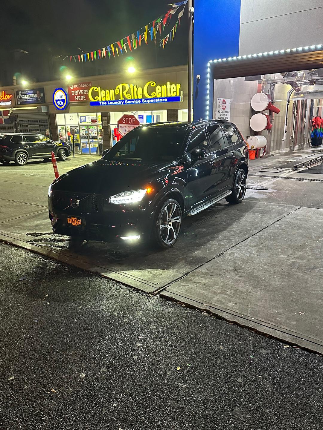 Volvo_XC90 
