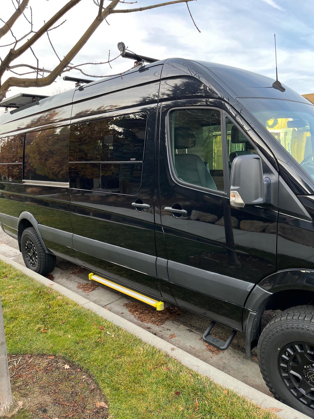 Mercedes-Benz_Sprinter 2500 
