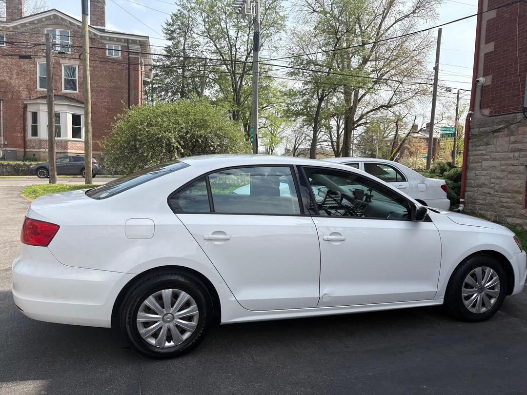Volkswagen_Jetta 