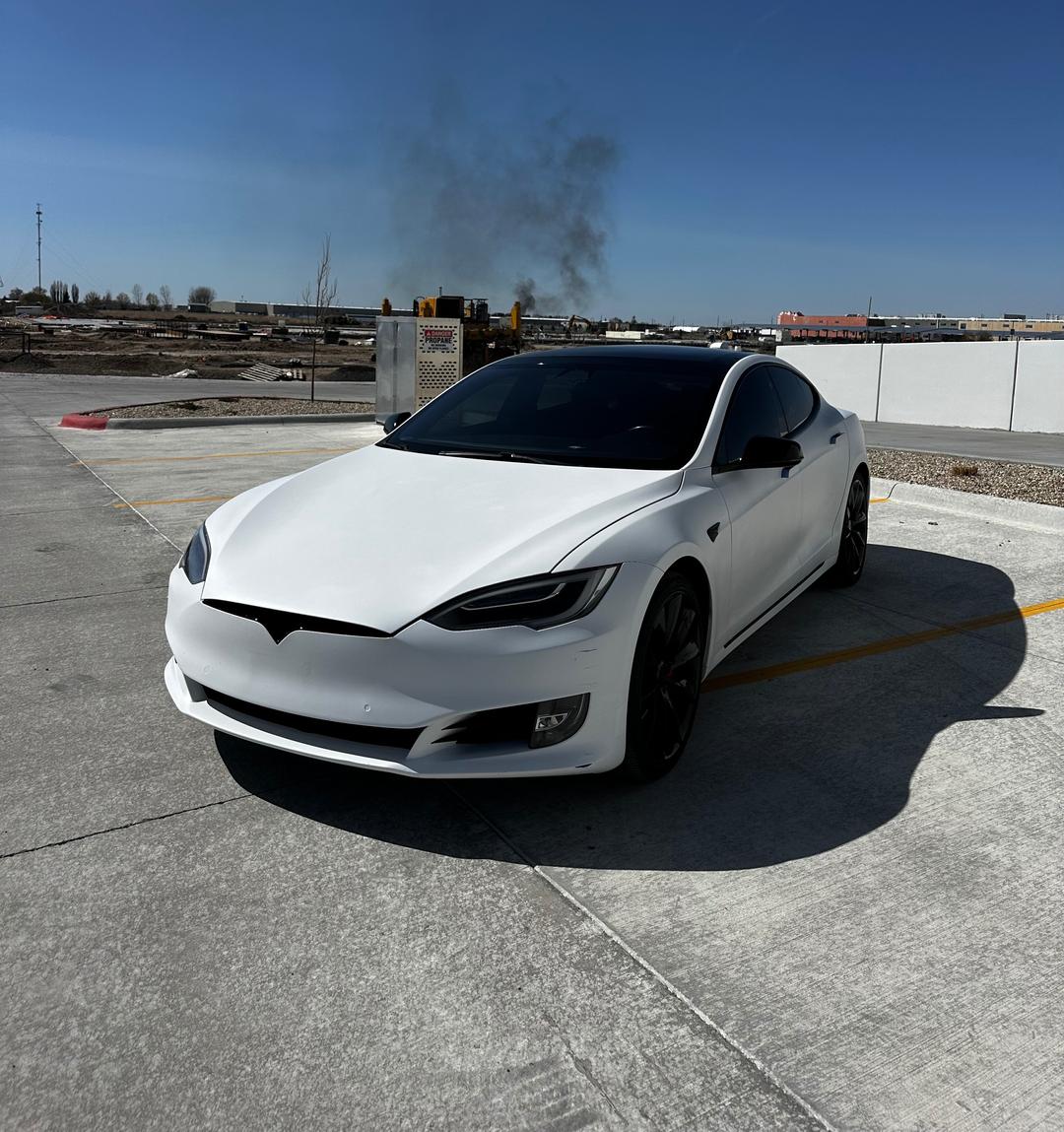 Tesla_Model S 