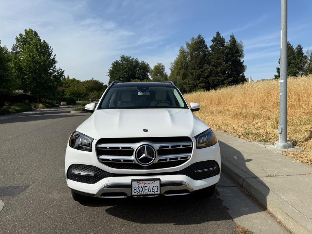 Mercedes-Benz_GLS 