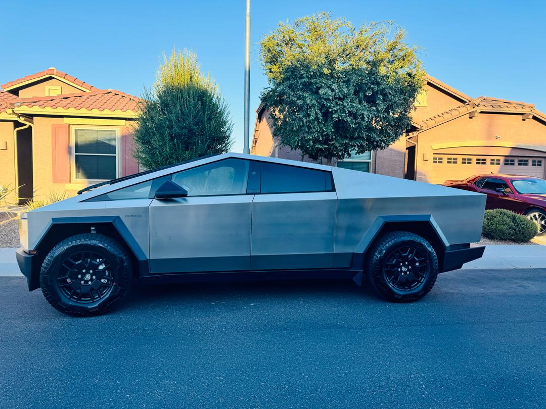 Tesla_Cybertruck 