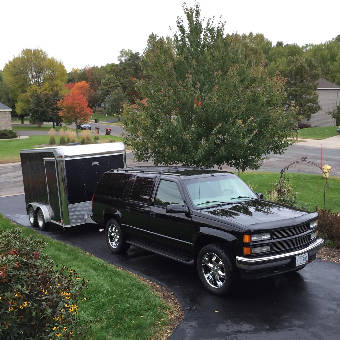 Chevrolet_Suburban 