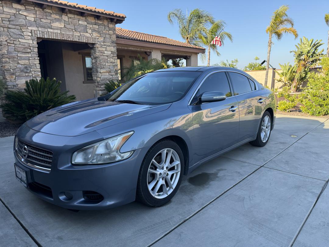 Nissan_Maxima 