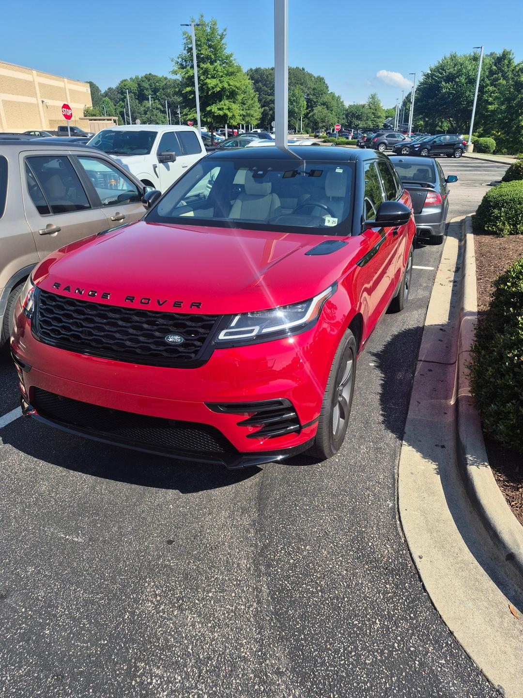 Land Rover_Range Rover Velar 