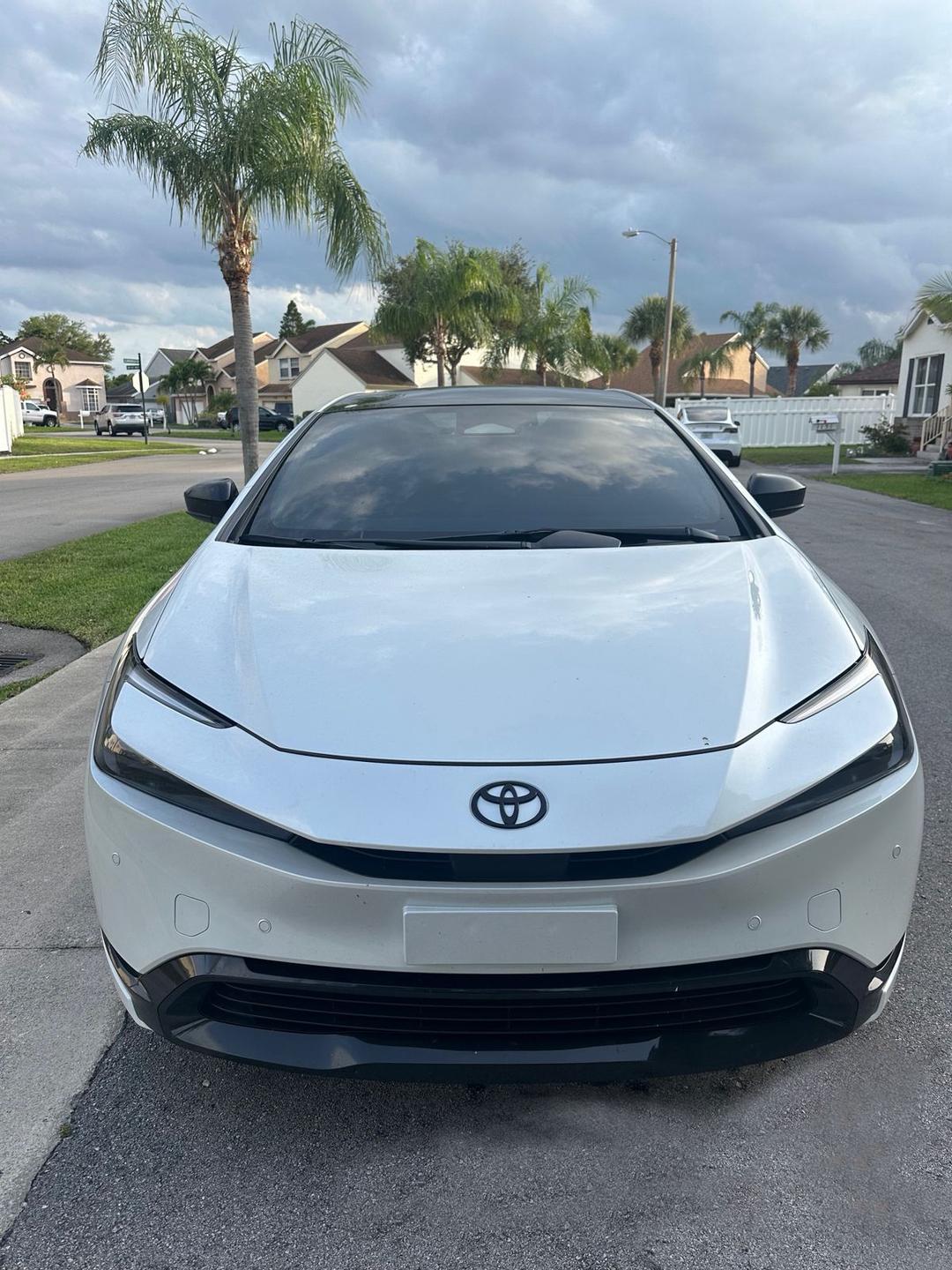 Toyota_Prius 