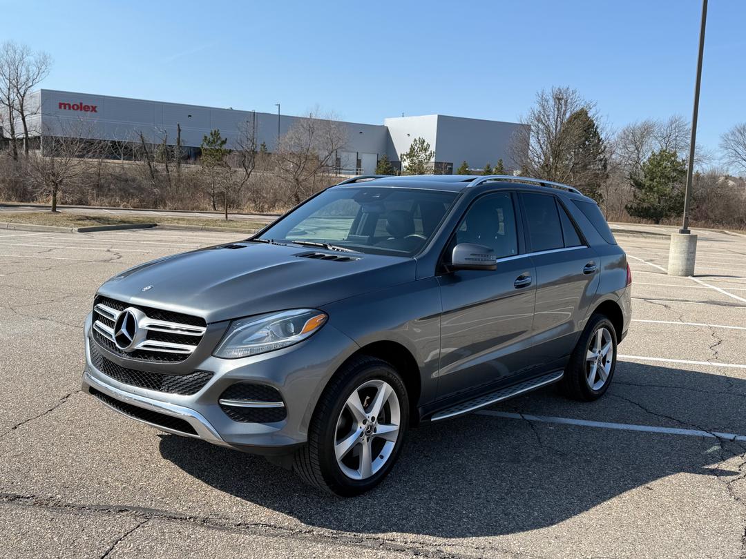 Mercedes-Benz_GLE 