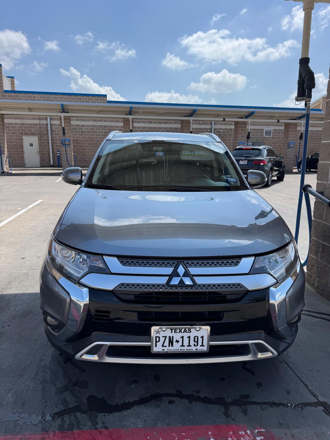 Mitsubishi_Outlander 