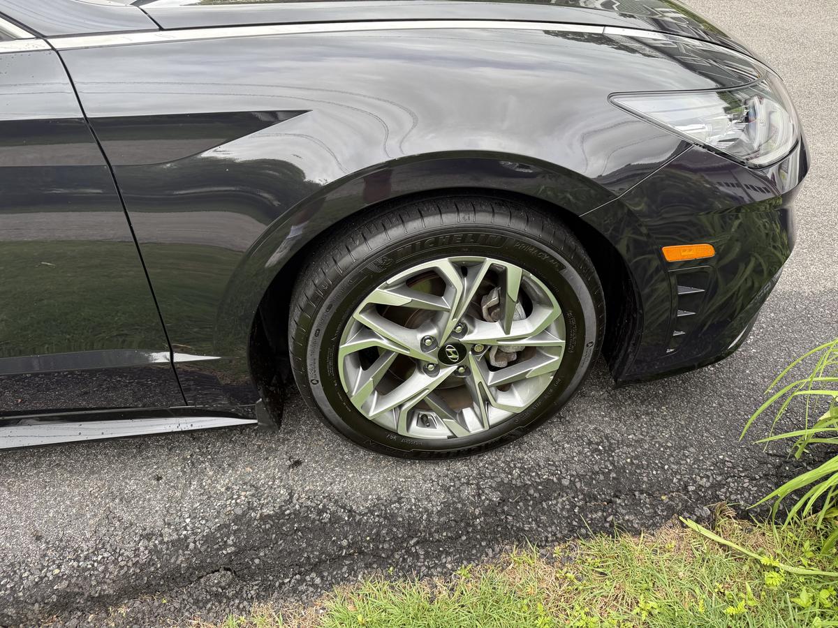car_image_564x480 - 