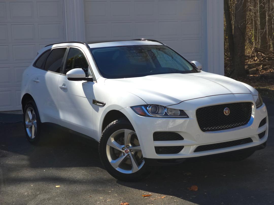 Jaguar_F-Pace 