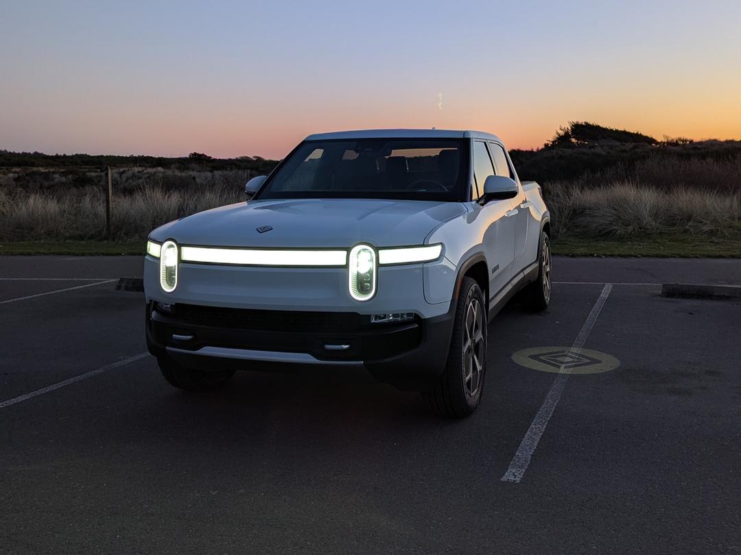 Rivian_R1T 