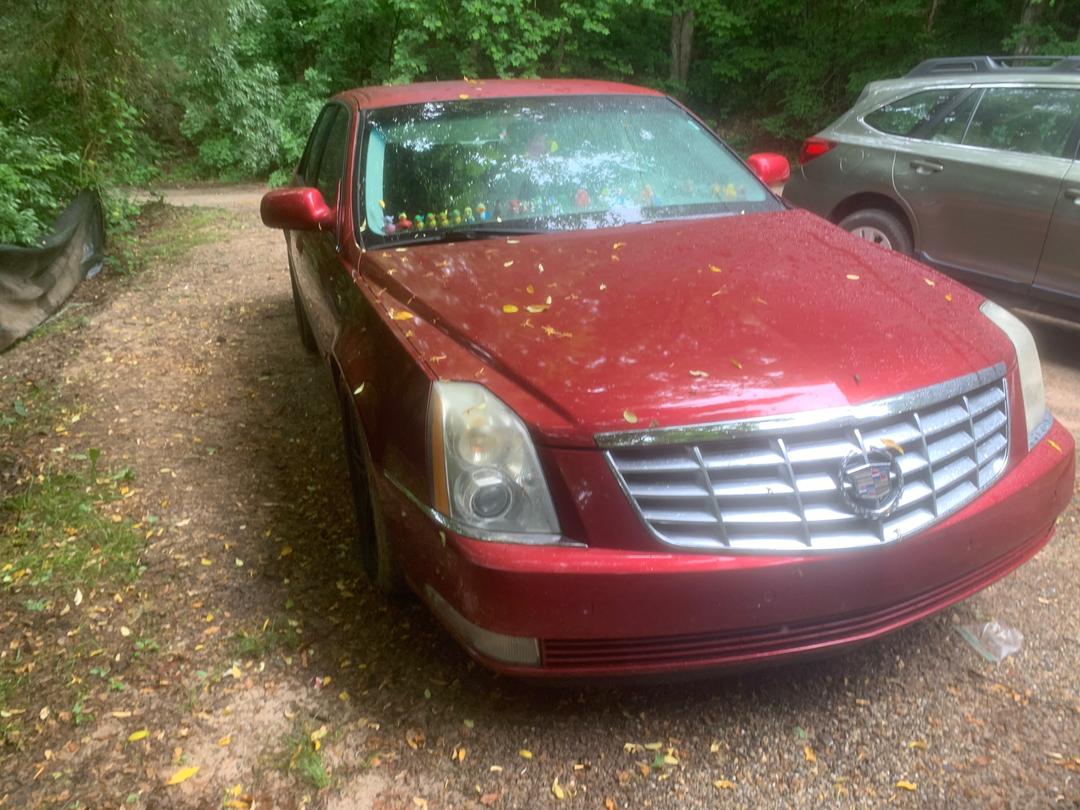 Cadillac_DTS 