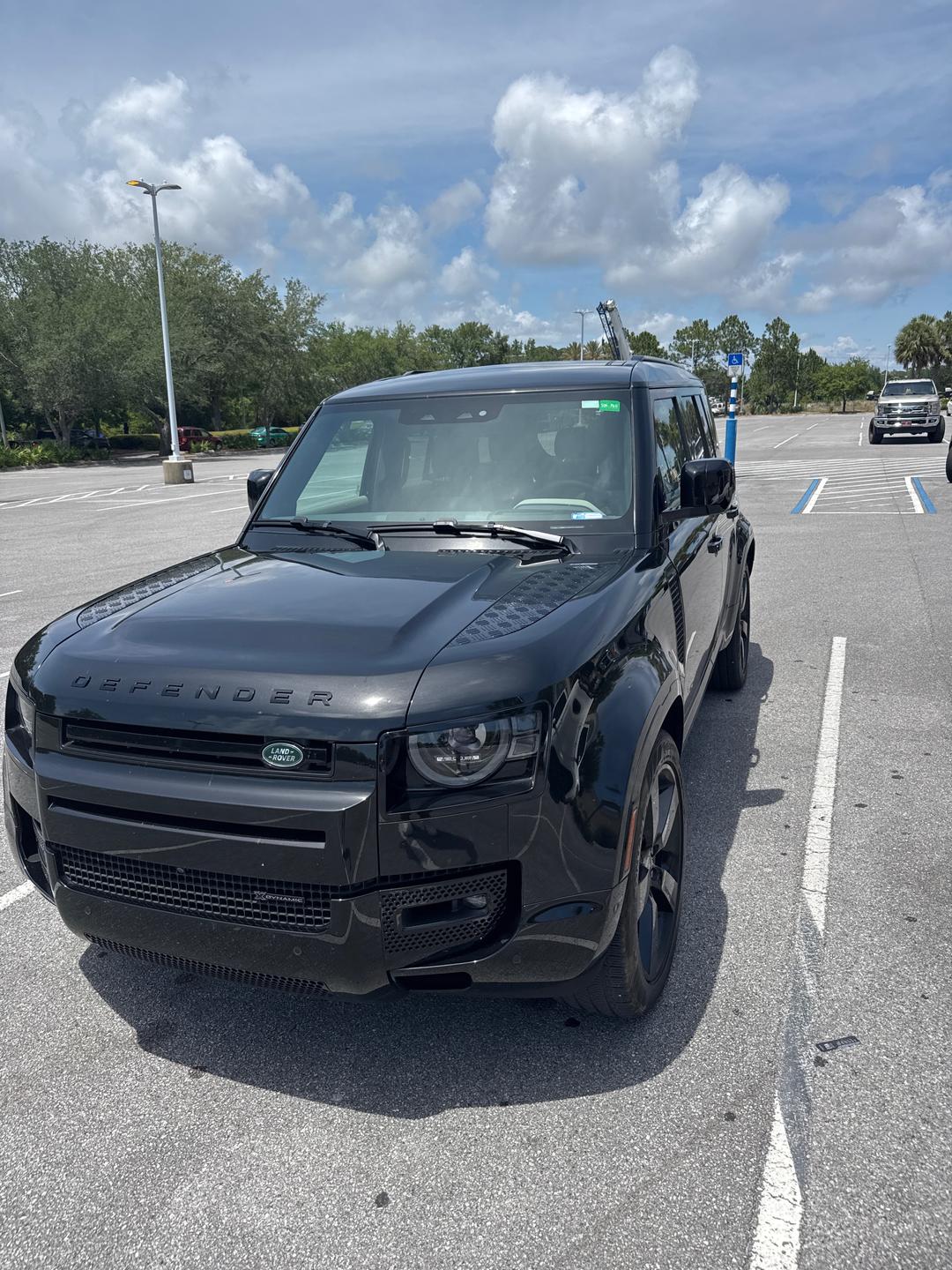Land Rover_Defender 